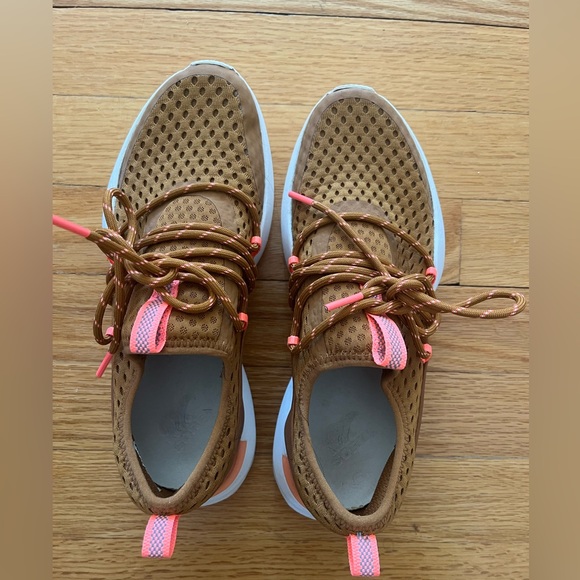 Sorel Mesh Athletic Sneakers with Coral Accents - Picture 2 of 5